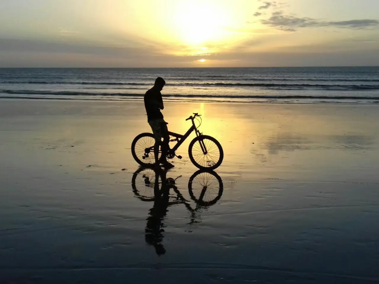 Bike ou Bike Elétrica pela Orla em Alagoas